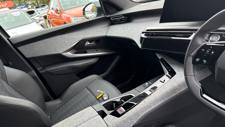 Peugeot 5008 1.2 Hybrid 136 GT 5dr e-DSC6 Petrol Estate